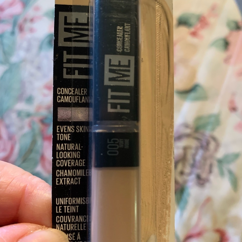 Maybelline Fit Me Concealer - Ivory - Picture 3 of 6
